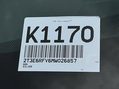 Used 2021 Toyota RAV4 XSE w/ XSE Grade Weather Package AWD/4WD image 33