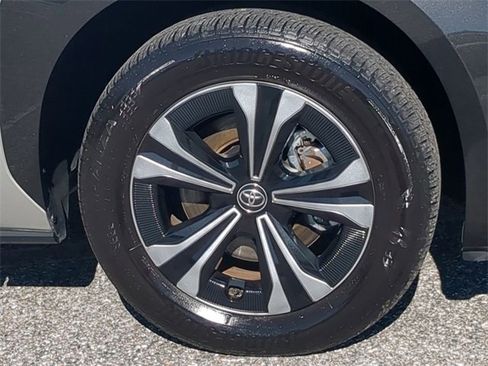 Used 2025 Toyota bZ4X AWD image 11