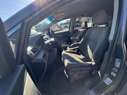 Used 2011 Honda Odyssey EX image 31
