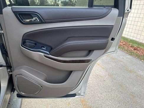 Used 2015 Chevrolet Tahoe LT image 27