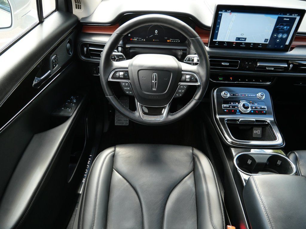 Used 2021 Lincoln Nautilus Reserve AWD/4WD image 13