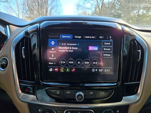 Used 2022 Chevrolet Traverse Premier w/ LPO, Floor Liner Package FWD image 29