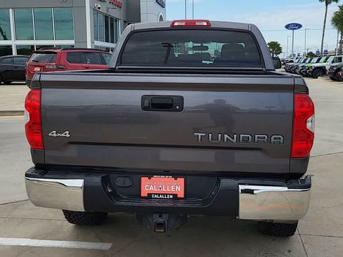 Used 2017 Toyota Tundra SR5 AWD/4WD image 7