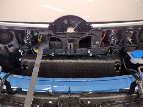 New 2025 Volkswagen ID. Buzz 1st Edition image 7