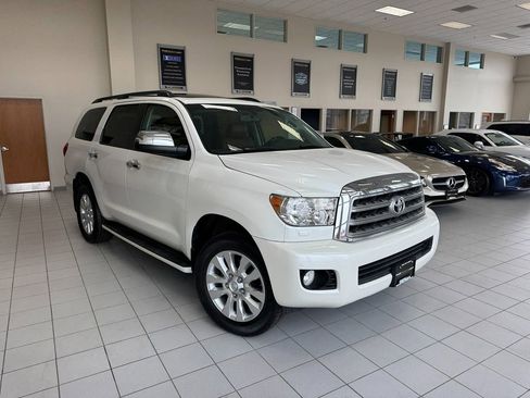 Used 2016 Toyota Sequoia Platinum image 7