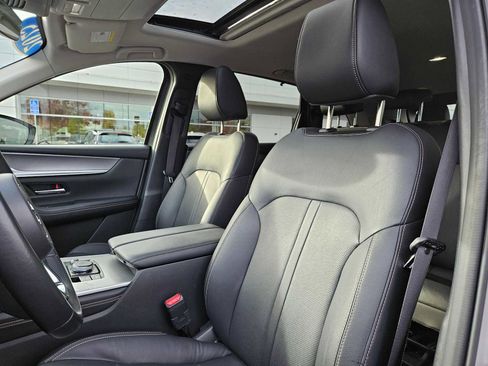 Used 2025 MAZDA CX-90 3.3 Turbo w/ Preferred Package image 25