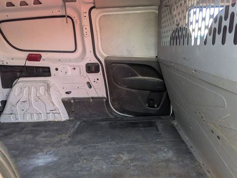 Used 2018 RAM ProMaster City Tradesman image 29