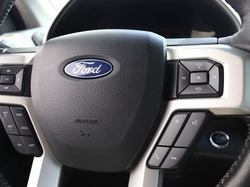 Used 2019 Ford F150 Lariat w/ Equipment Group 502A Luxury AWD/4WD image 51