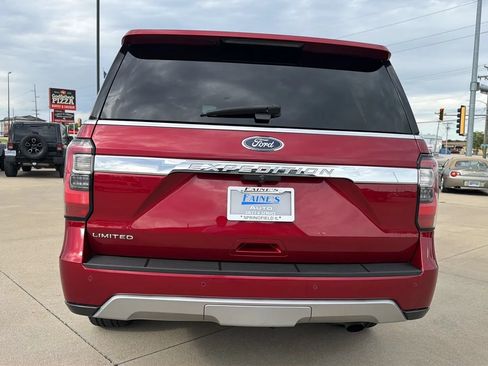 Used 2018 Ford Expedition Limited w/ Equipment Group 301A AWD/4WD image 18