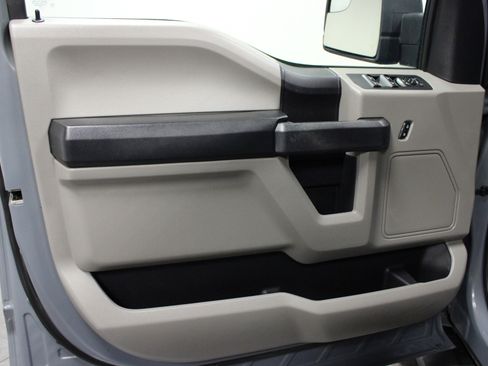 Used 2019 Ford F150 XL w/ Equipment Group 101A Mid image 11