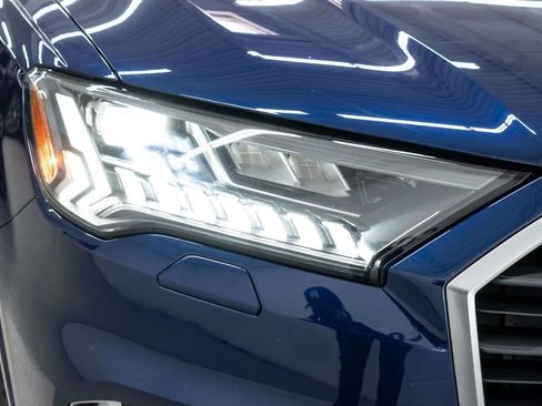 Used 2023 Audi Q7 3.0T Premium image 47