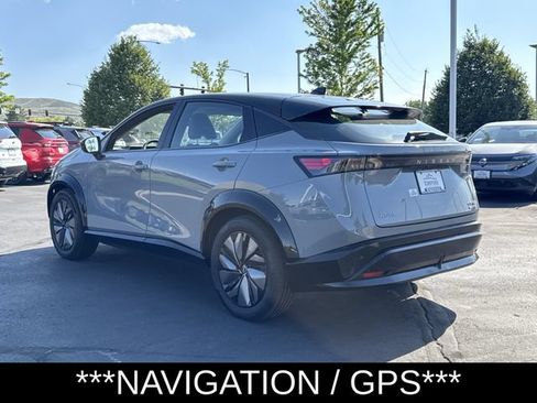 Used 2024 Nissan Ariya AWD image 6