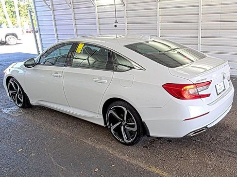 Used 2019 Honda Accord Sport image 3