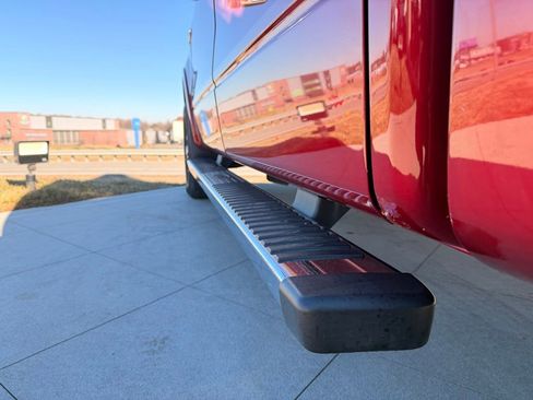 Used 2014 Ford F150 Lariat w/ Lariat Chrome Package image 33