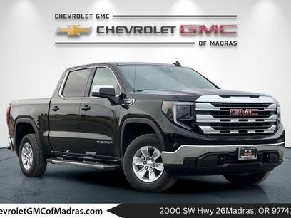 New 2026 GMC Sierra 1500 SLE w/ Preferred Package