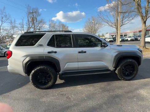 Used 2025 Toyota 4Runner TRD Off-Road Premium image 16