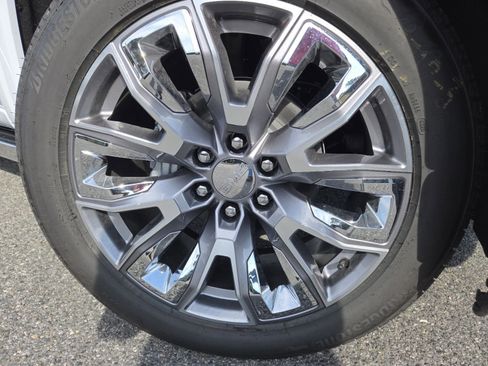 New 2026 GMC Sierra 1500 Denali w/ Denali Reserve Package image 15