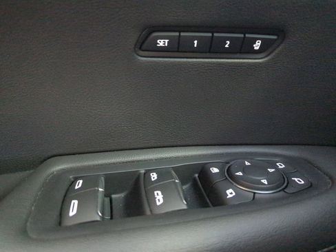 Used 2023 Cadillac XT6 Sport image 23