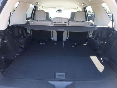 New 2025 Honda Pilot EX-L image 9