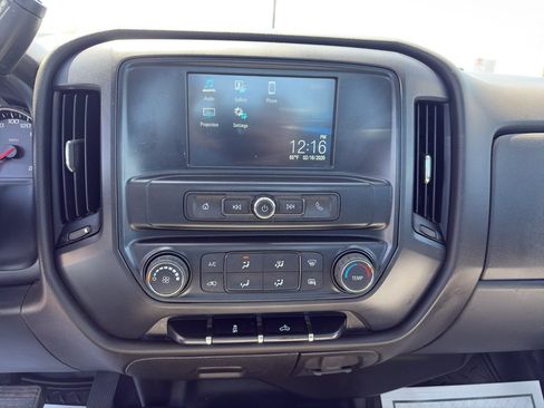 Used 2018 GMC Sierra 1500 4x4 Regular Cab w/ Sierra Convenience Package image 13