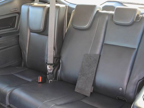 Used 2023 Subaru Ascent Touring image 16