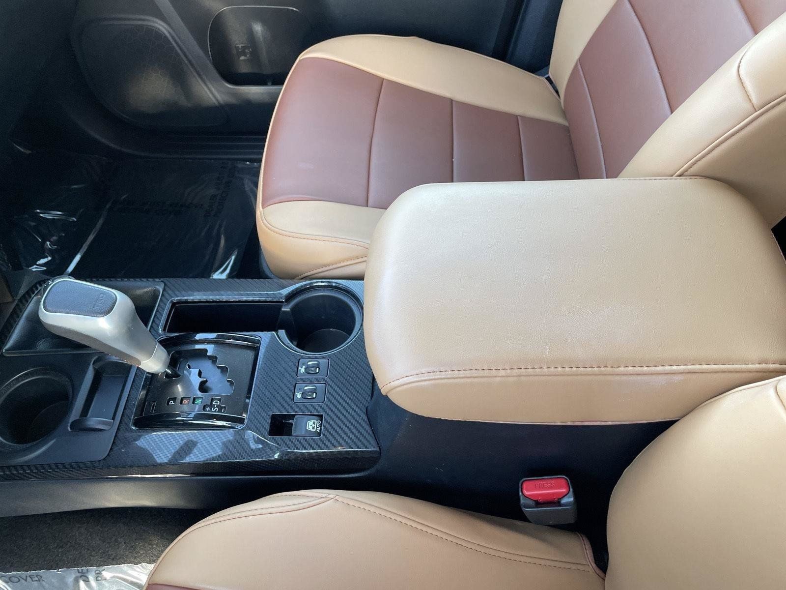 Used 2024 Toyota 4Runner TRD Off-Road Premium w/ Moonroof Package AWD/4WD image 25