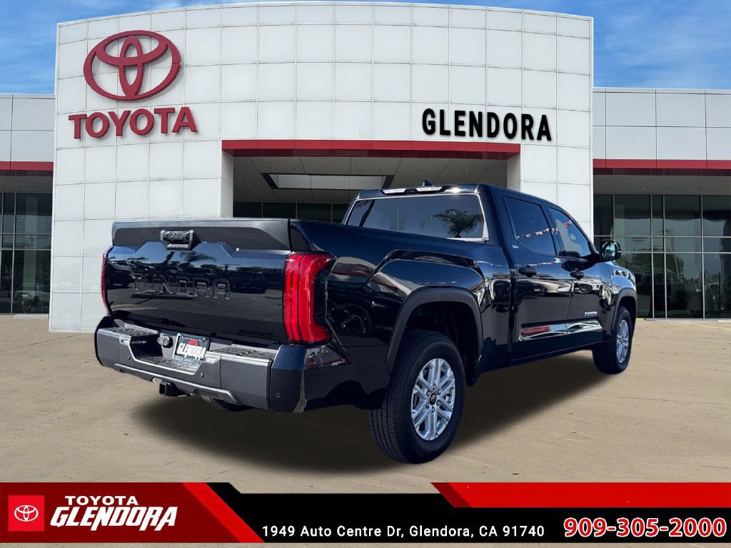 Used 2026 Toyota Tundra SR5 w/ SR5 Convenience Package RWD image 11