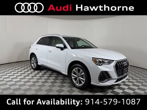 Used 2022 Audi Q3 2.0T Premium Plus w/ Premium Plus Package AWD/4WD image 1