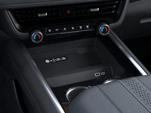 New 2025 Chevrolet Suburban High Country w/ LPO, Get Active Package image 24