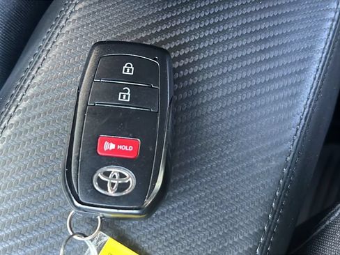 Certified 2023 Toyota Corolla Cross LE w/ Moonroof Package AWD/4WD image 23