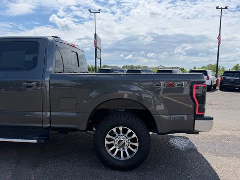 Used 2020 Ford F250 Lariat w/ Lariat Value Package AWD/4WD image 8