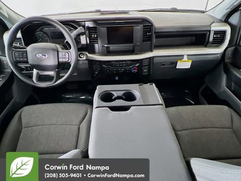 New 2026 Ford F250 XL w/ XL Chrome Package image 7