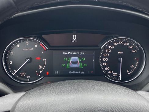 Used 2021 Cadillac XT4 Luxury image 24