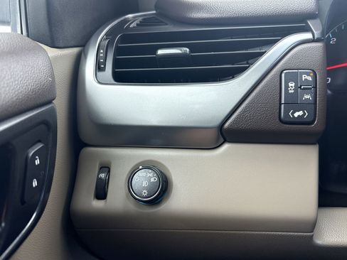 Used 2017 Chevrolet Tahoe Premier image 27