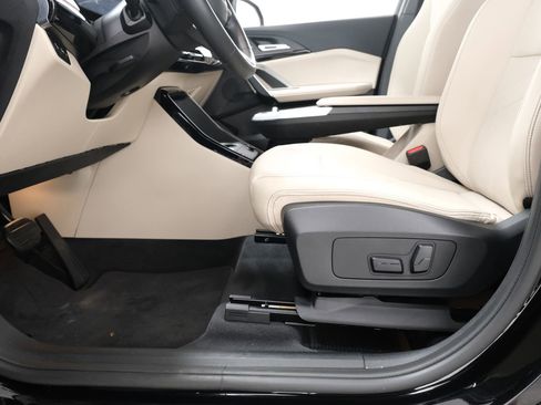 Used 2023 BMW X1 xDrive28i w/ Convenience Package AWD/4WD image 30