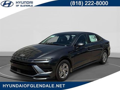New 2026 Hyundai Sonata SE FWD image 1