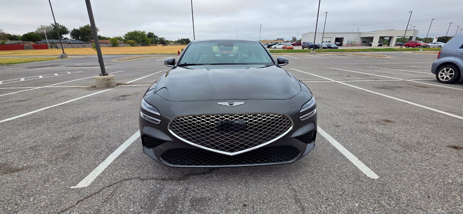 Used 2025 Genesis G70 2.5T RWD image 2