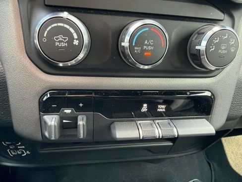 Used 2024 RAM 2500 Big Horn w/ Bed Utility Group AWD/4WD image 19