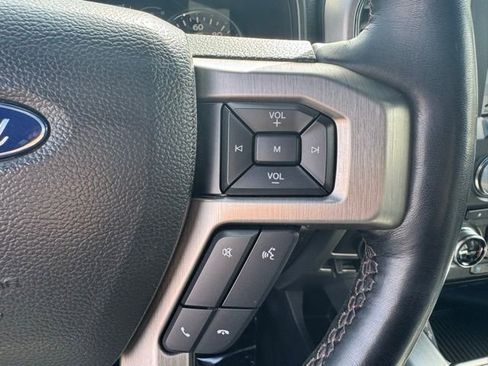 Used 2018 Ford F150 Platinum w/ Equipment Group 701A Luxury image 21