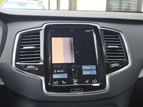 Used 2022 Volvo XC90 T5 Momentum w/ Advanced Package AWD/4WD image 19