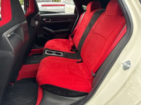 Used 2023 Honda Civic Type R image 5