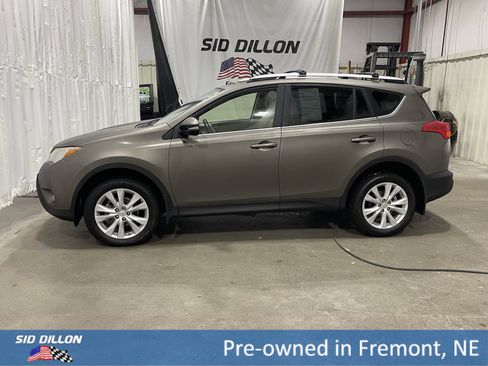 Used 2015 Toyota RAV4 Limited image 8