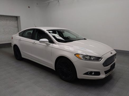 Used 2016 Ford Fusion SE w/ Equipment Group 202A FWD image 11