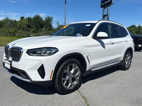 Used 2024 BMW X3 xDrive30i AWD/4WD image 4