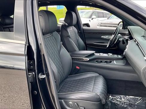 Used 2023 Genesis GV70 3.5T Sport w/ Sport Prestige Package AWD/4WD image 7