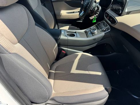Certified 2023 Hyundai Santa Fe SE AWD/4WD image 9