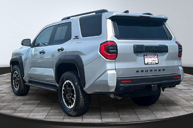 Used 2025 Toyota 4Runner TRD Off-Road AWD/4WD image 4