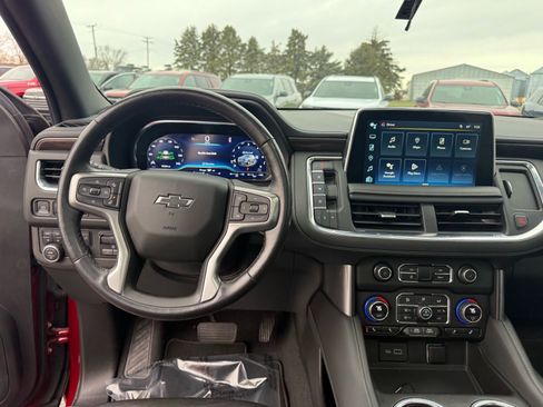 Used 2022 Chevrolet Suburban Z71 w/ Z71 Off-Road Package image 20