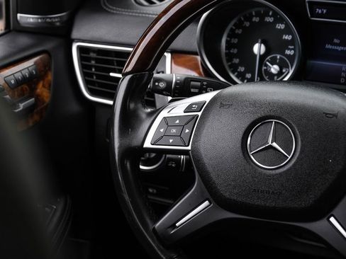 Used 2015 Mercedes-Benz GL 550 4MATIC image 14
