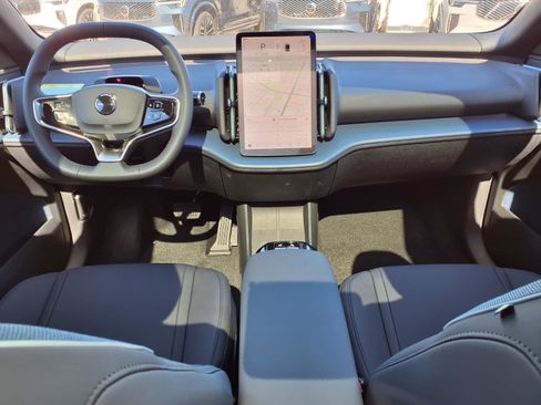 New 2026 Volvo EX30 Plus w/ Protection Package Premier AWD/4WD image 12